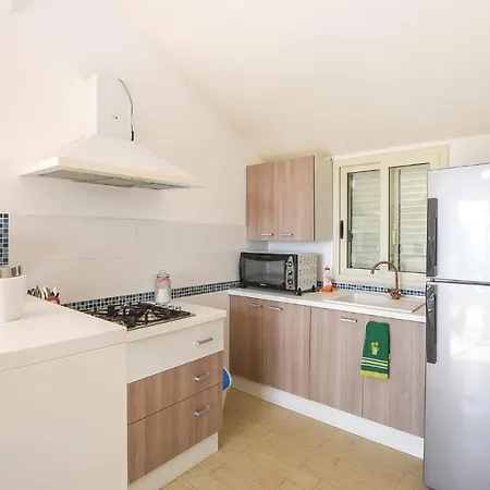 Lovely In With Kitchen * Pozzallo